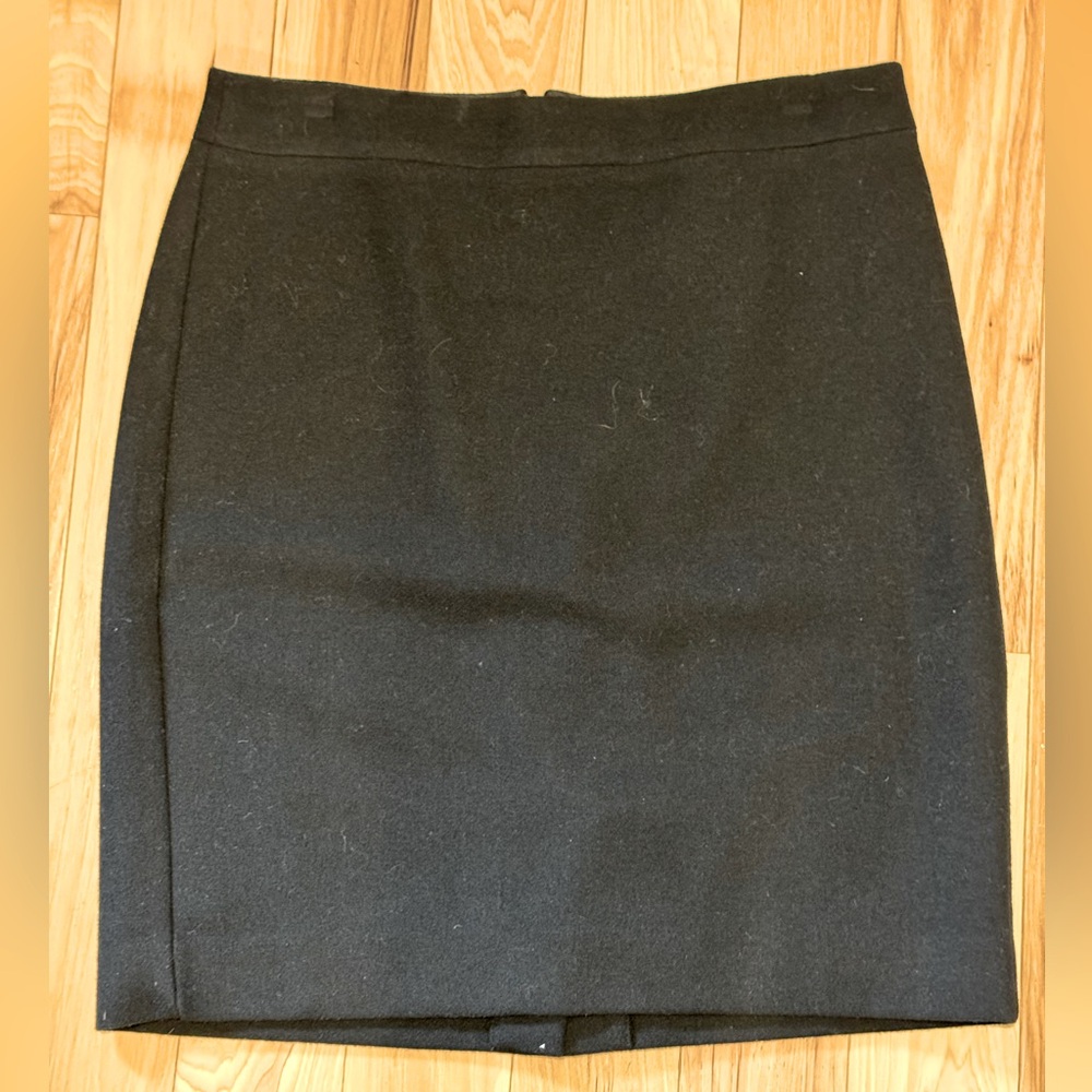 J. Crew Black Wool The Pencil Skirt Size 4P